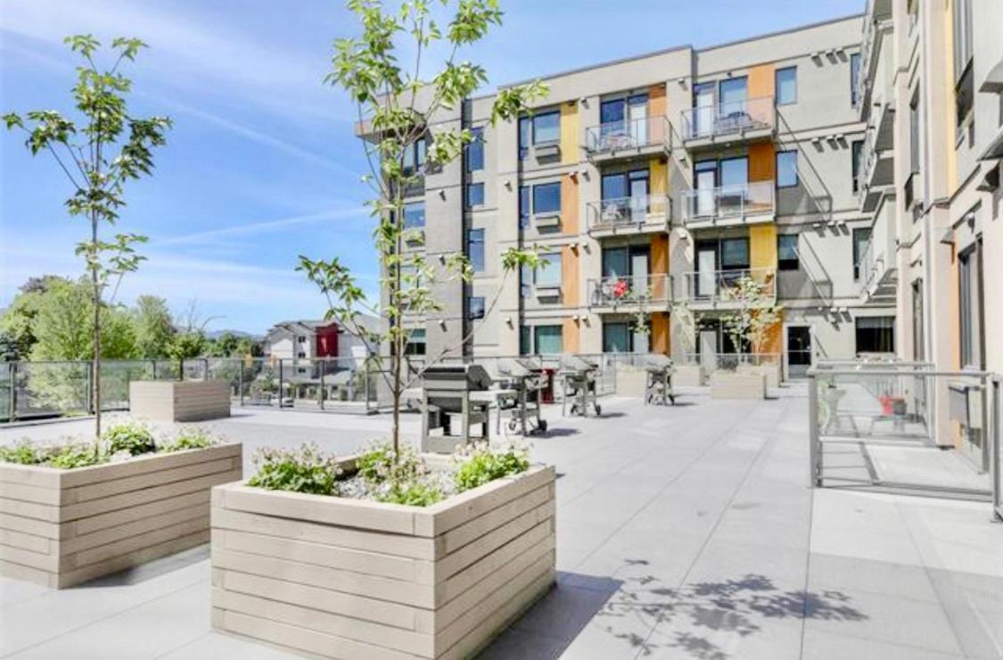 Ferienwohnung Modern And Cozy Courtyard View Kelowna Exterior foto